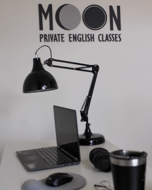 Sobre Nós - A Moon Private English Classes